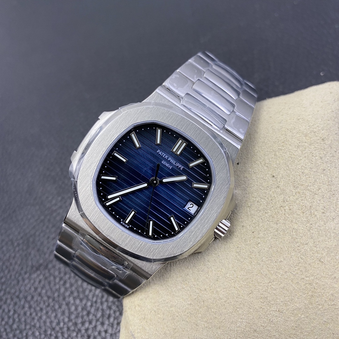 パテックフィリップ ノーチラス5711ブルーダイヤル|MPファクトリー Cal.324SC【スーパークローン】 - 画像 (4)