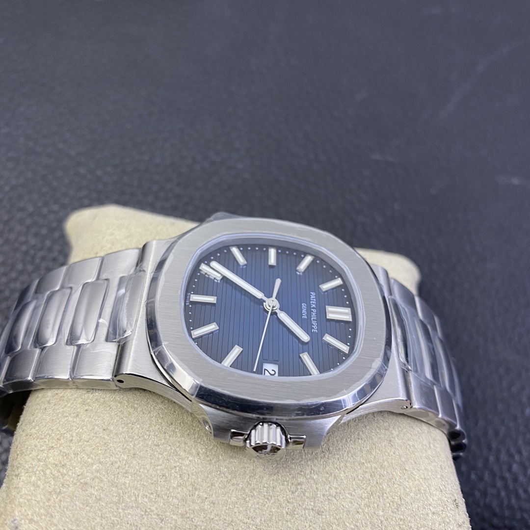 パテックフィリップ ノーチラス5711ブルーダイヤル|MPファクトリー Cal.324SC【スーパークローン】 - 画像 (7)