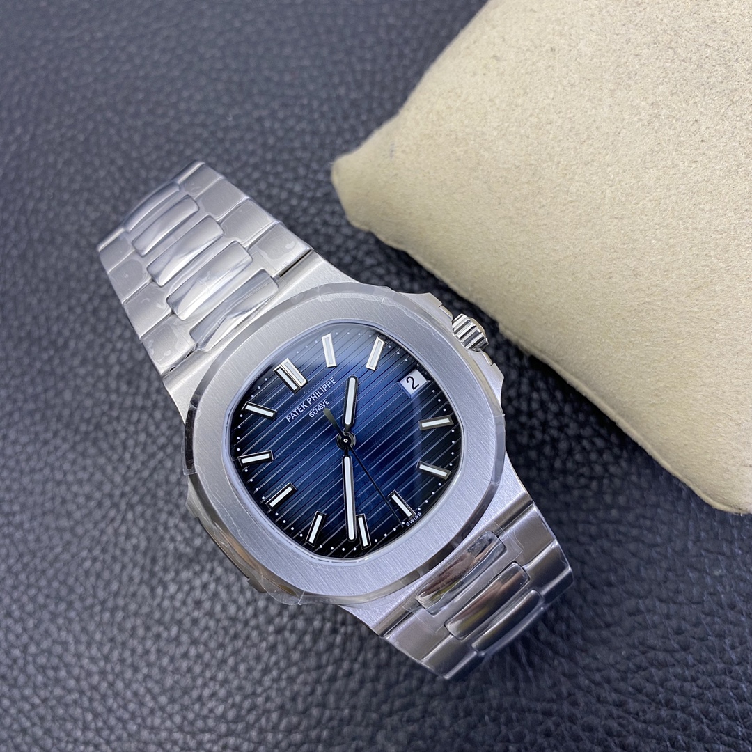 パテックフィリップ ノーチラス5711ブルーダイヤル|MPファクトリー Cal.324SC【スーパークローン】 - 画像 (2)