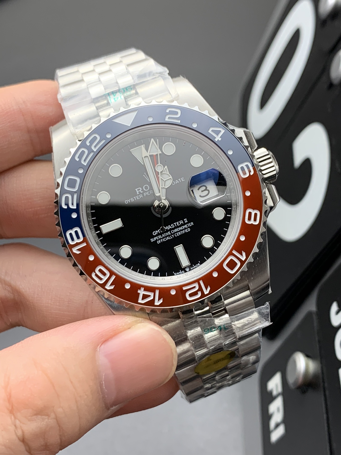 ロレックス GMTマスター II 126710BLROジュビリーブレス ”ペプシ”ブルー×レッドベゼル|NOOBファクトリー Cal.3285【スーパークローン】 - 画像 (2)