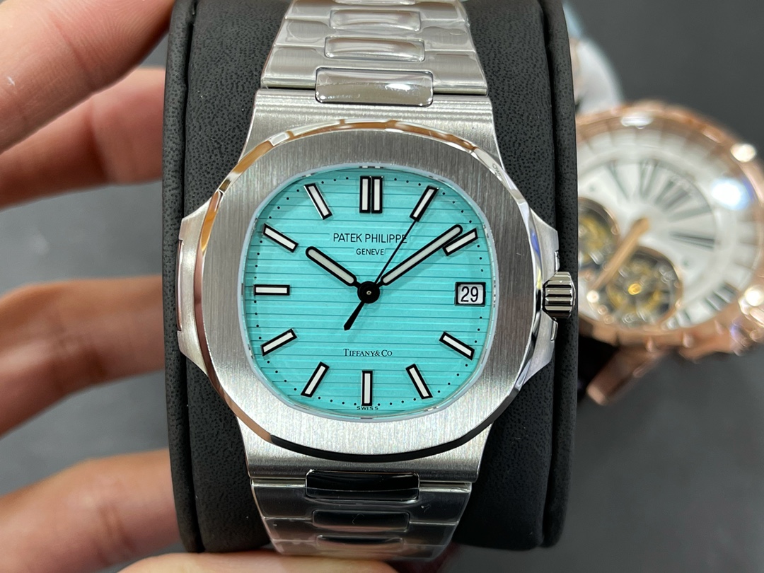 パテックフィリップ ノーチラス5711“ティファニーブルー”ダイヤル|MPファクトリー Cal.26-330SC【スーパークローン】