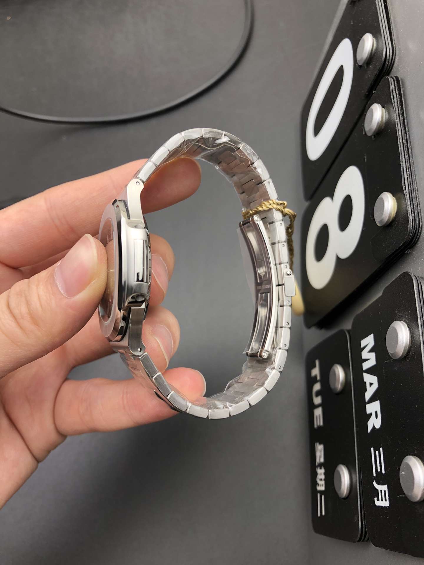 パテックフィリップ ノーチラス5711ブルーダイヤル|PPFファクトリー Cal.26-330SC【スーパークローン】 - 画像 (3)