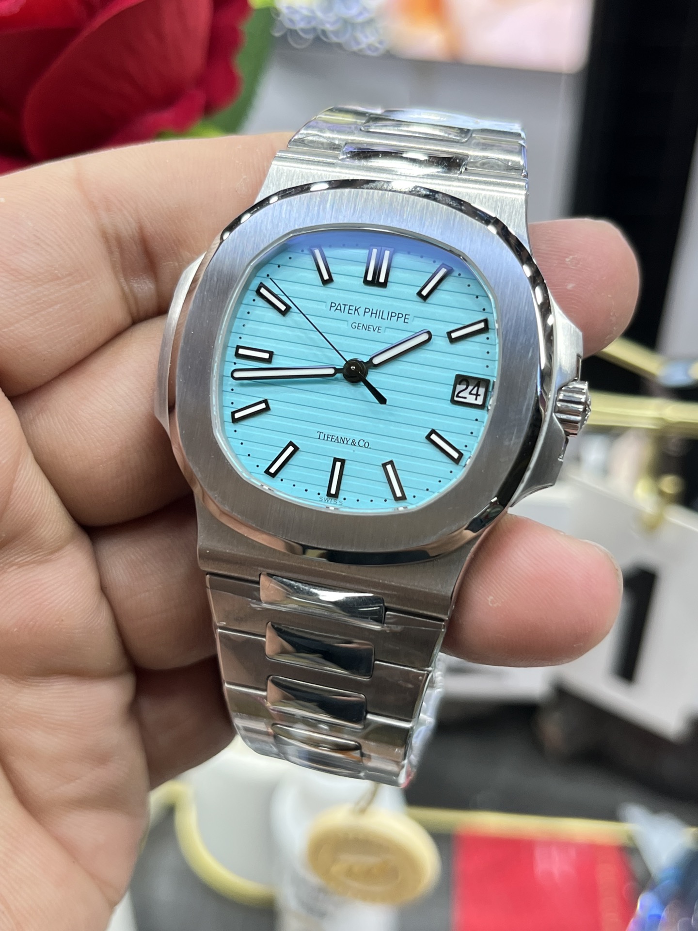 パテックフィリップ ノーチラス5711“ティファニーブルー”ダイヤル|PPFファクトリー Cal.26-330SC【スーパークローン】 - 画像 (2)