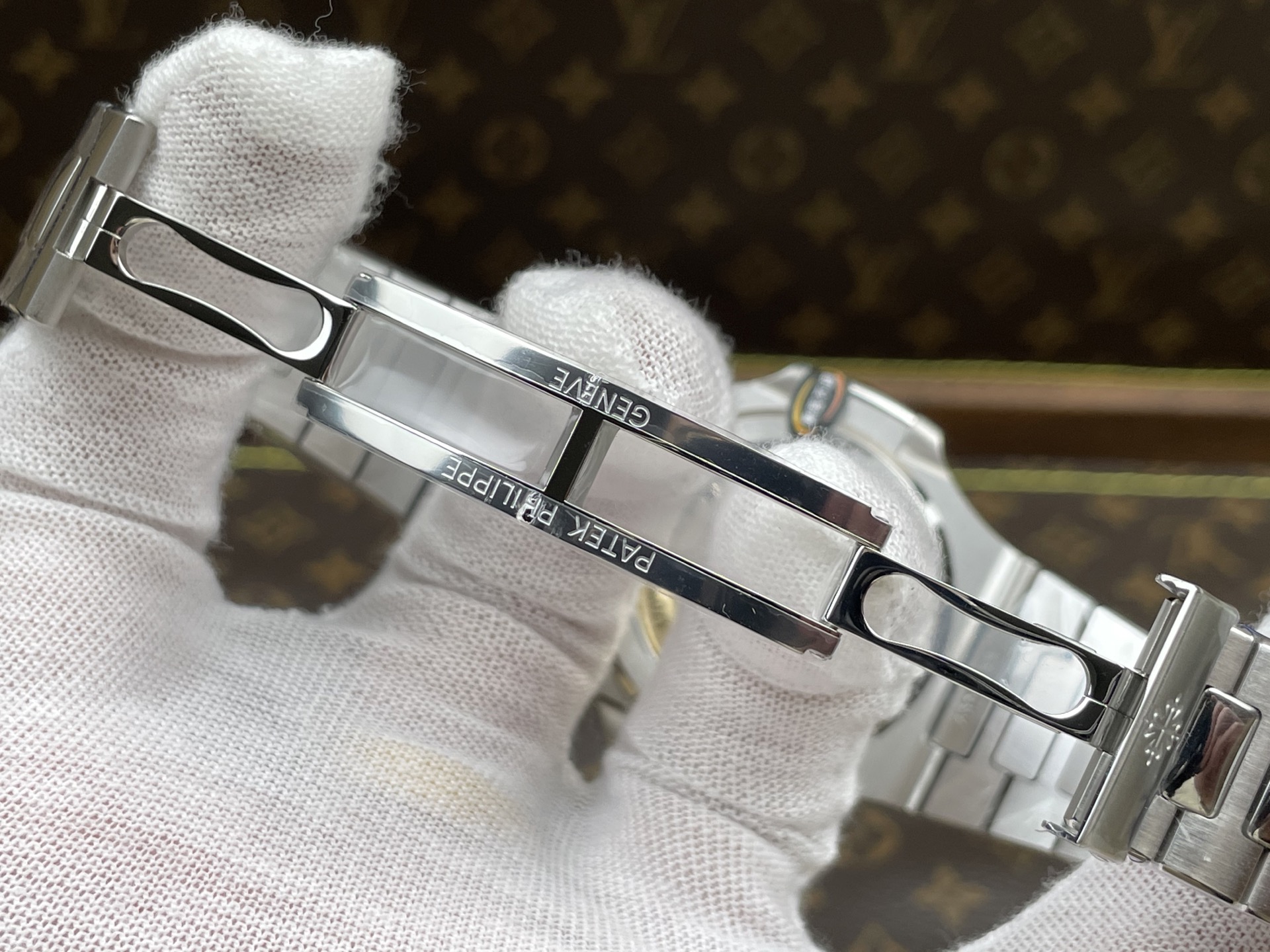 パテックフィリップ ノーチラス5711“ティファニーブルー”ダイヤル|3Kファクトリー Cal.26-330SC【スーパークローン】 - 画像 (7)