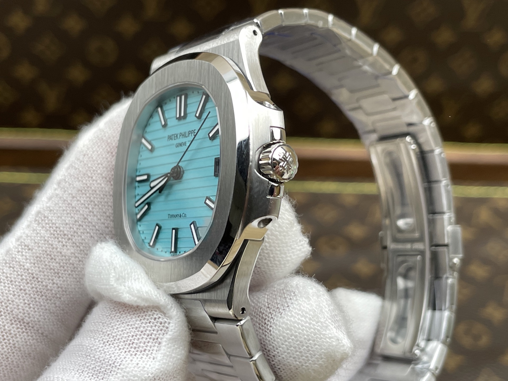 パテックフィリップ ノーチラス5711“ティファニーブルー”ダイヤル|3Kファクトリー Cal.26-330SC【スーパークローン】 - 画像 (5)