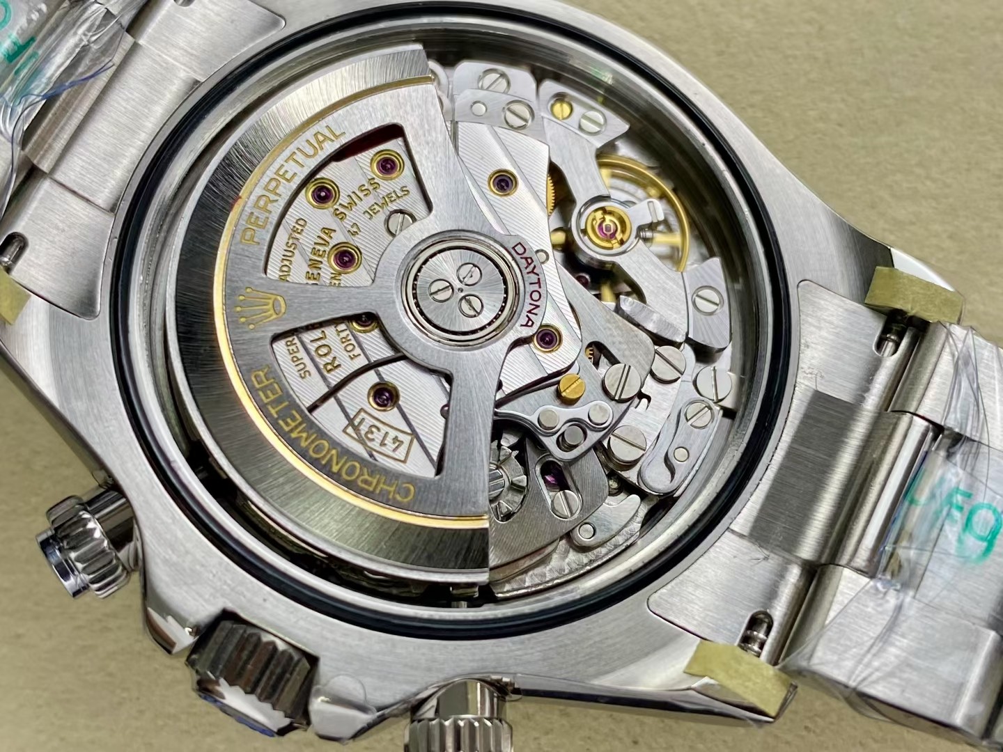 ロレックス デイトナ 126650LN 白(パンダ)|UFOファクトリー Cal.4131【スーパークローン】 - 画像 (11)