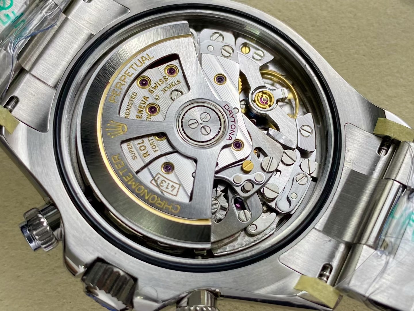 ロレックス デイトナ 126650LN 白(パンダ)|UFOファクトリー Cal.4131【スーパークローン】 - 画像 (13)