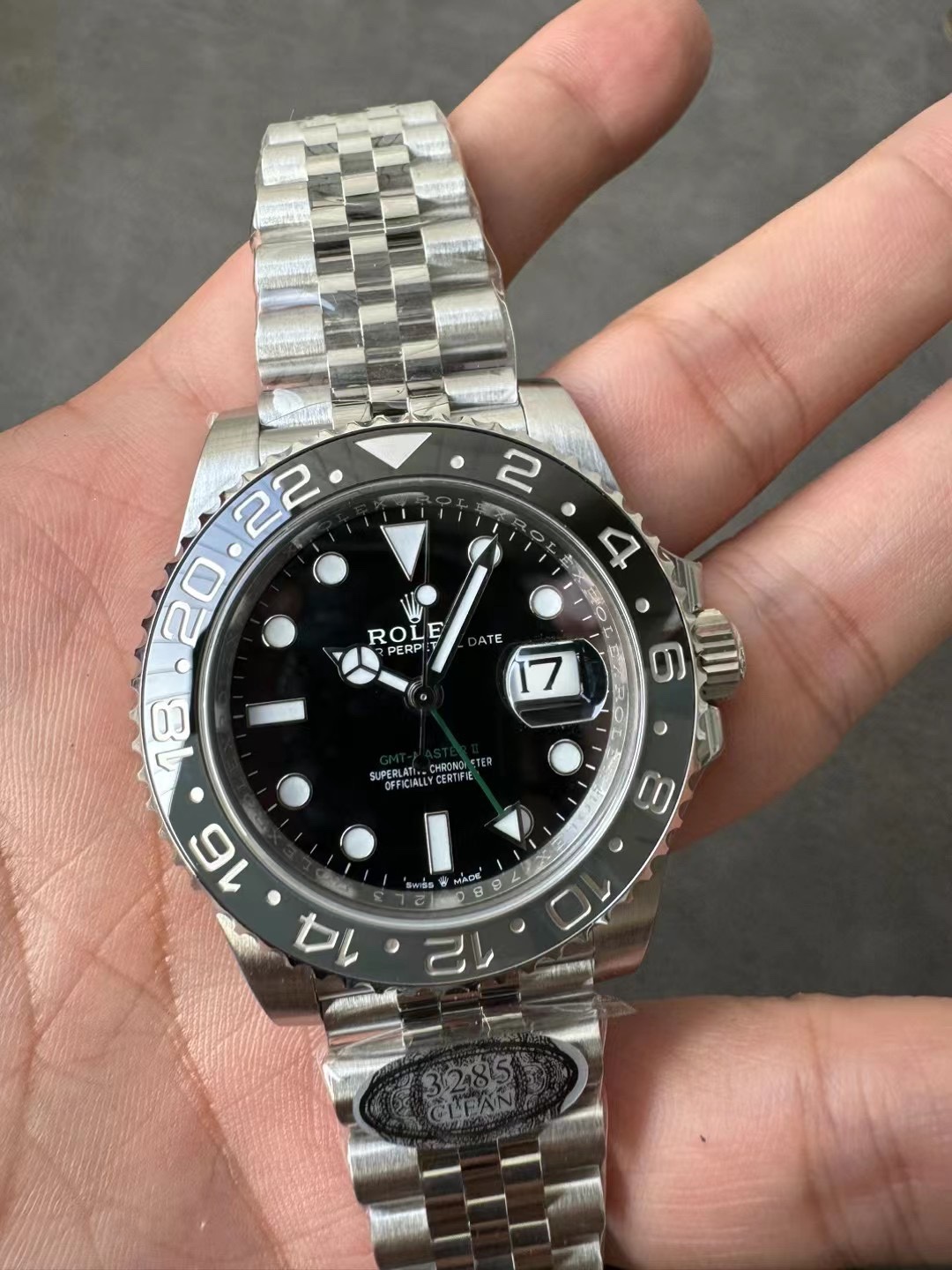 ロレックス GMTマスター II 126710GRNRジュビリーブレス ブラック×グレーベゼル|CLEANファクトリー Cal.3285【スーパークローン】 - 画像 (2)