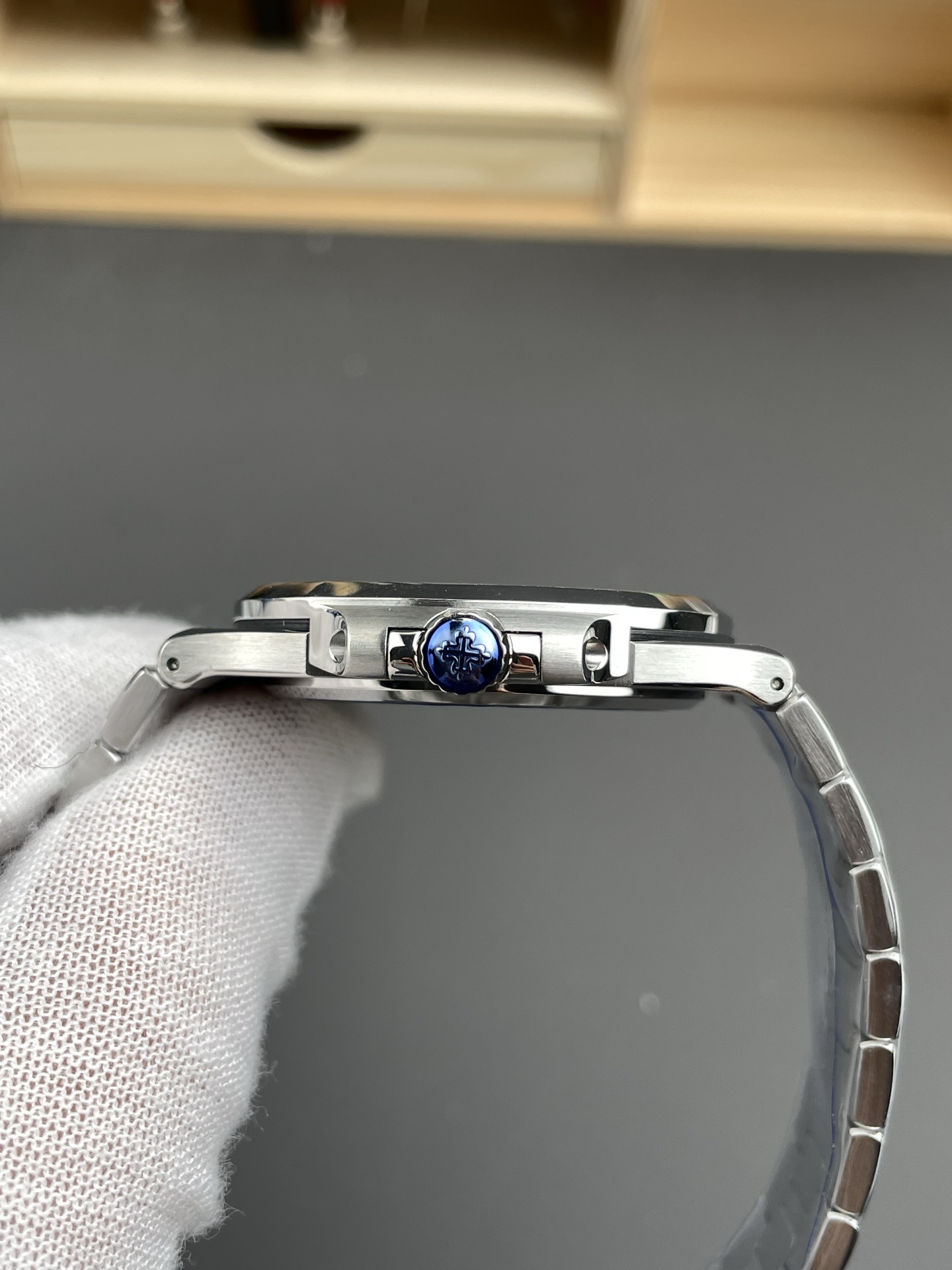 パテックフィリップ ノーチラス5711ブルーダイヤル|3Kファクトリー Cal.324SC【スーパークローン】 - 画像 (4)