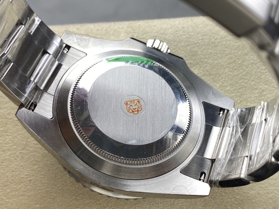 ロレックス サブマリーナ 126619LB青ベゼル|EWファクトリー Cal.3235【スーパークローン】 - 画像 (8)