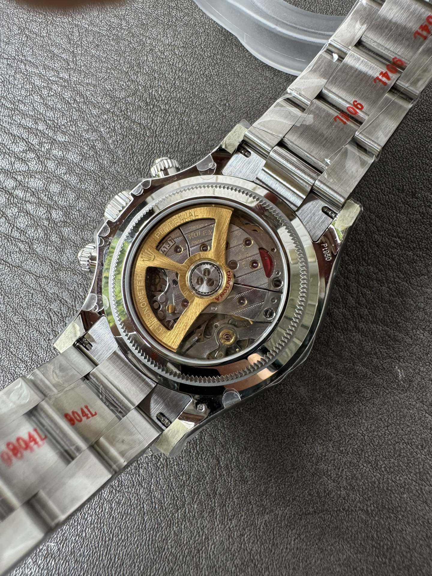 ロレックス デイトナ 126506アイスブルーバゲットダイヤモンド|CLEANファクトリー 裏スケルトンCal.4131【スーパークローン】 - 画像 (11)